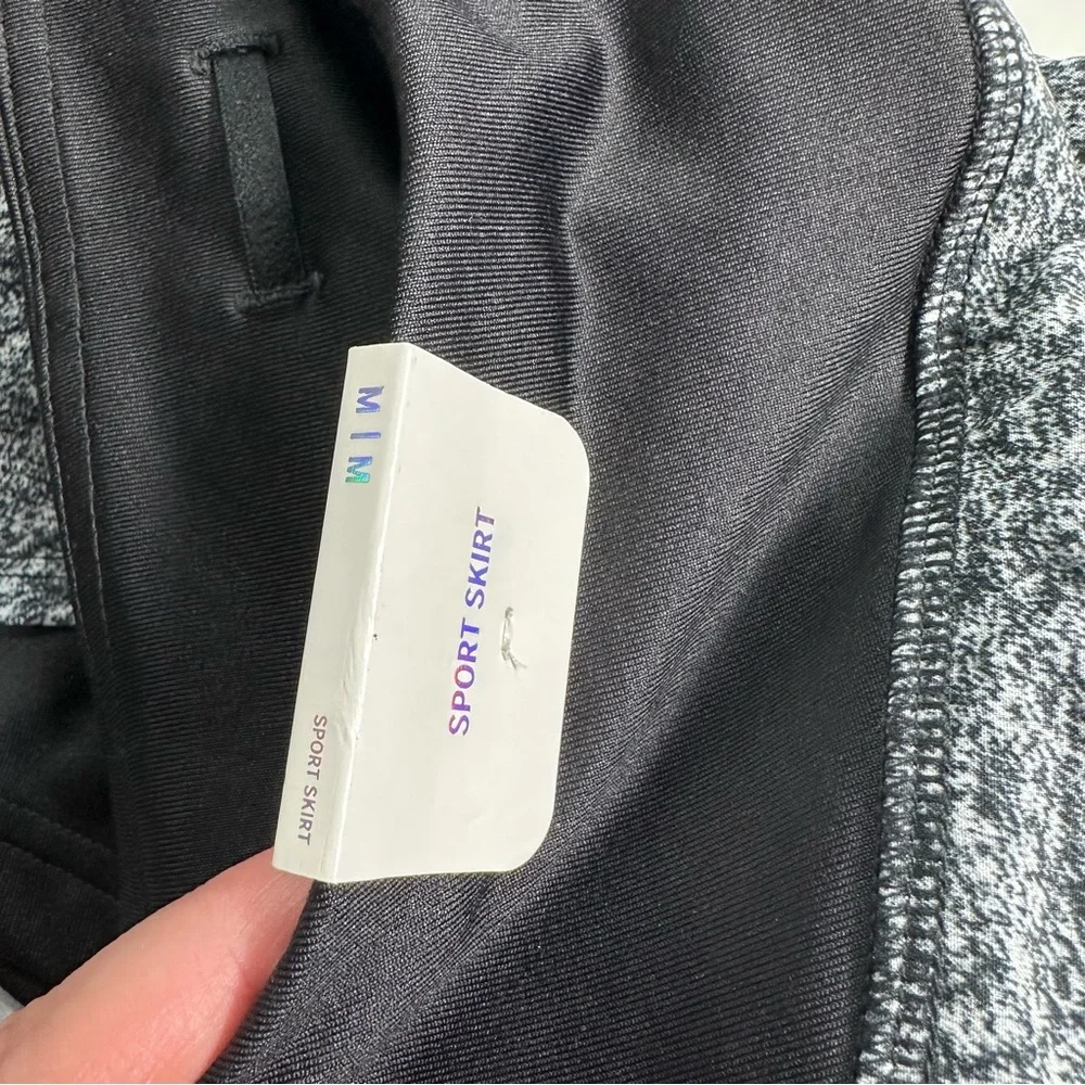 Victoria's Secret PINK Sport Skirt‎ Gray Size Medium